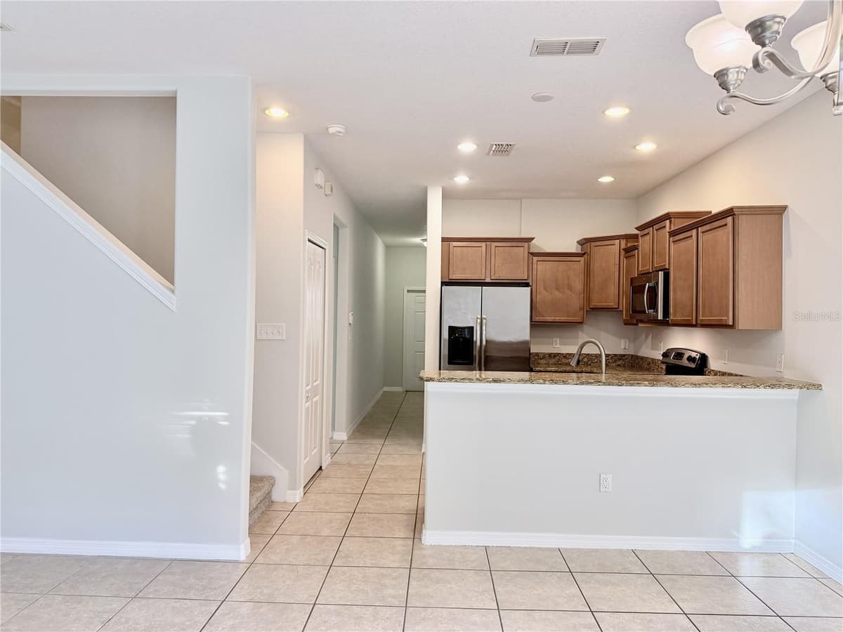 11155 SAVANNAH LANDING CIRCLE — photo 15 of 52