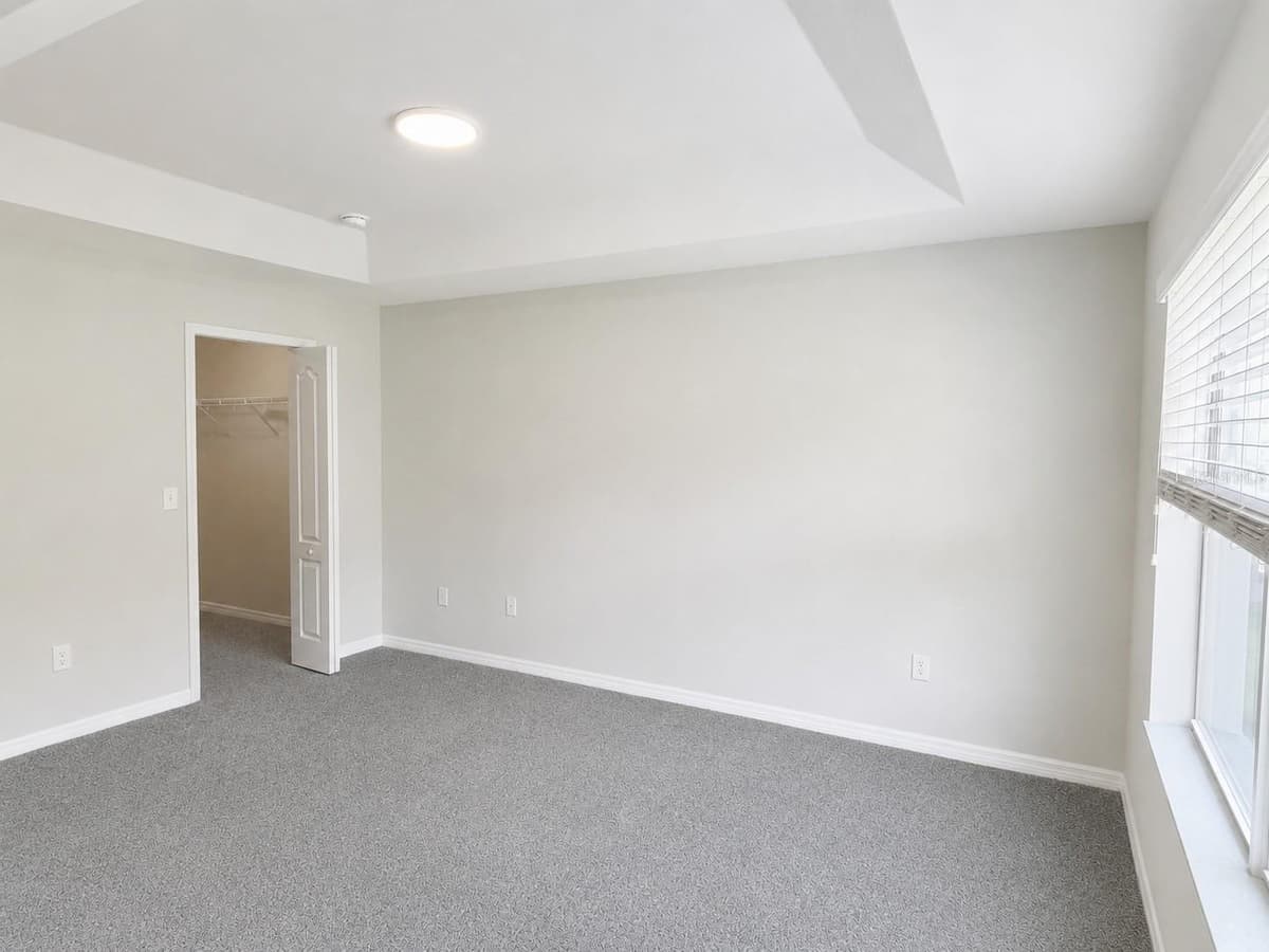 11155 SAVANNAH LANDING CIRCLE — photo 22 of 52