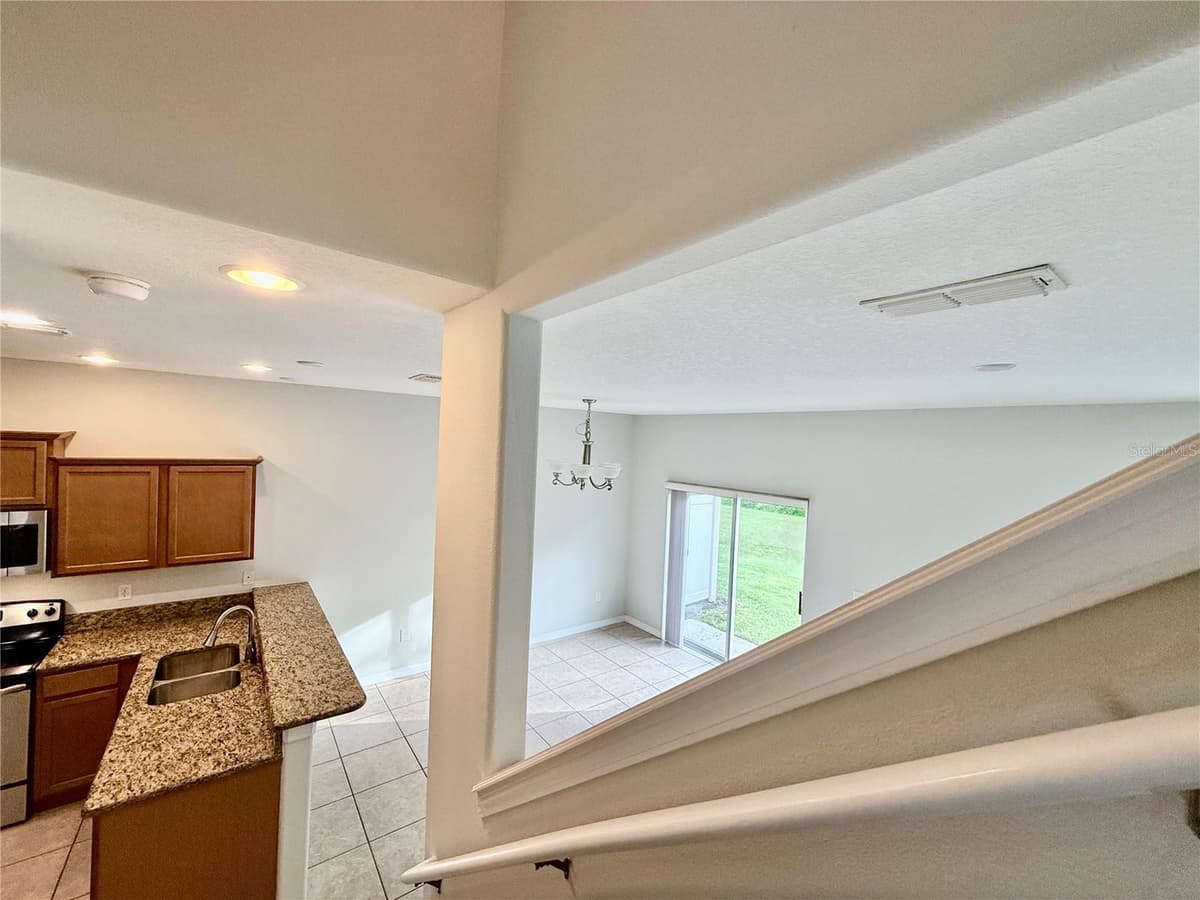 11155 SAVANNAH LANDING CIRCLE — photo 18 of 52
