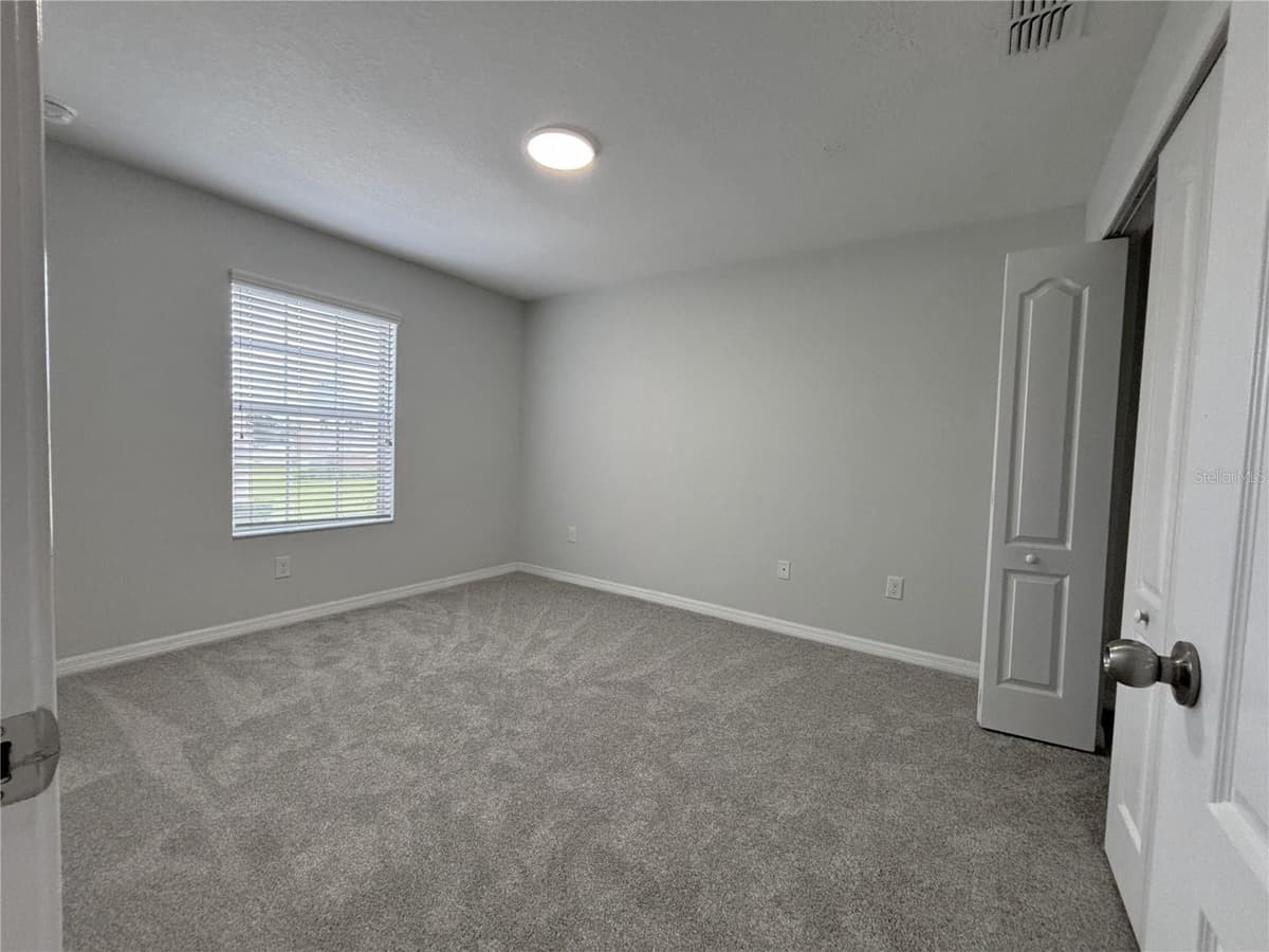 11155 SAVANNAH LANDING CIRCLE — photo 27 of 52