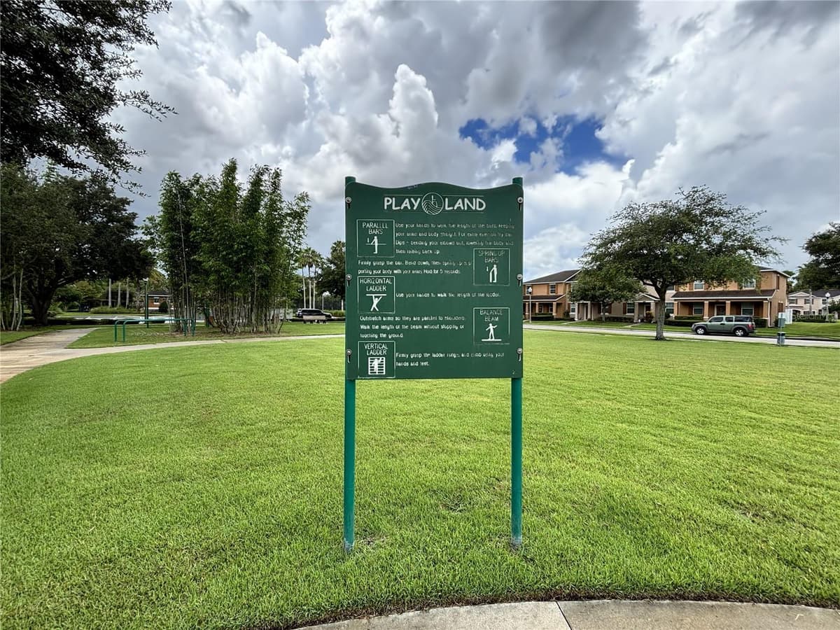 11155 SAVANNAH LANDING CIRCLE — photo 34 of 52