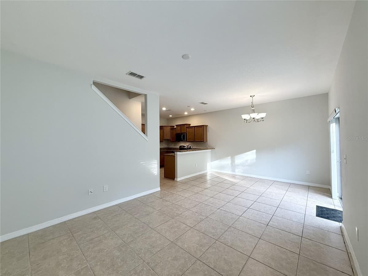 11155 SAVANNAH LANDING CIRCLE — photo 17 of 52