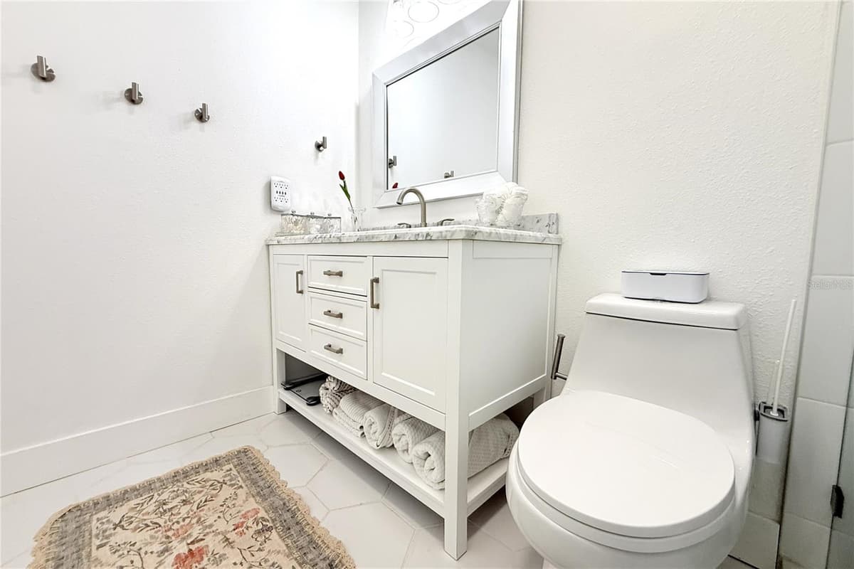 11861 RAINTREE DRIVE — photo 13 of 32