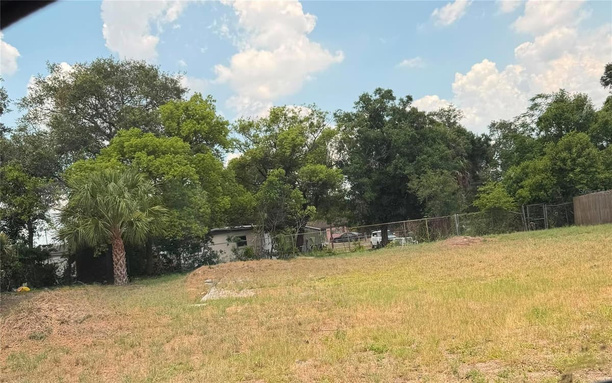 3819 TEMPLE STREET — photo 3 of 5