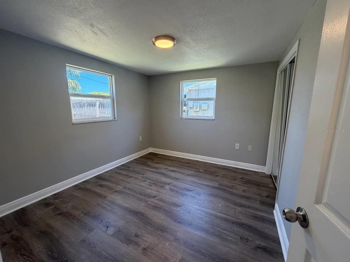 3511 CAMBRIDGE STREET — photo 17 of 39