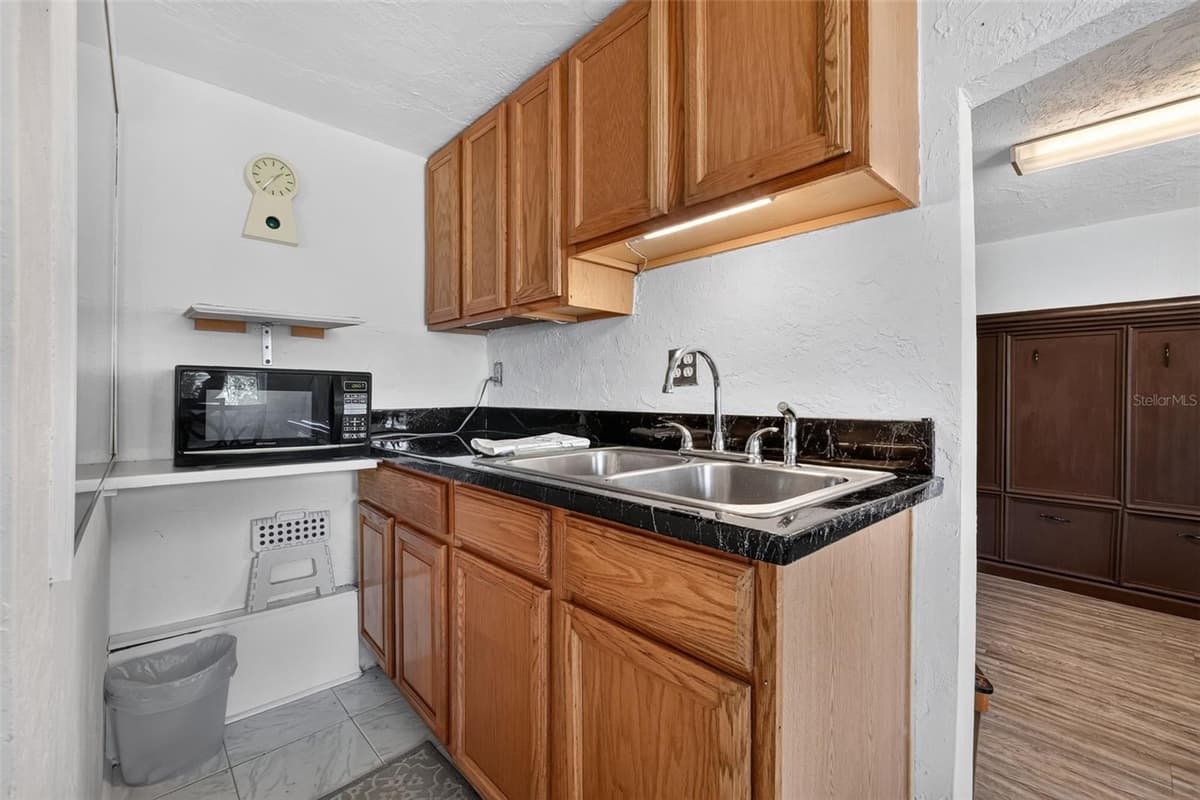 2525 CORAL WAY — photo 75 of 83