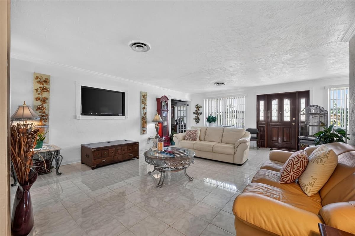 2525 CORAL WAY — photo 31 of 83
