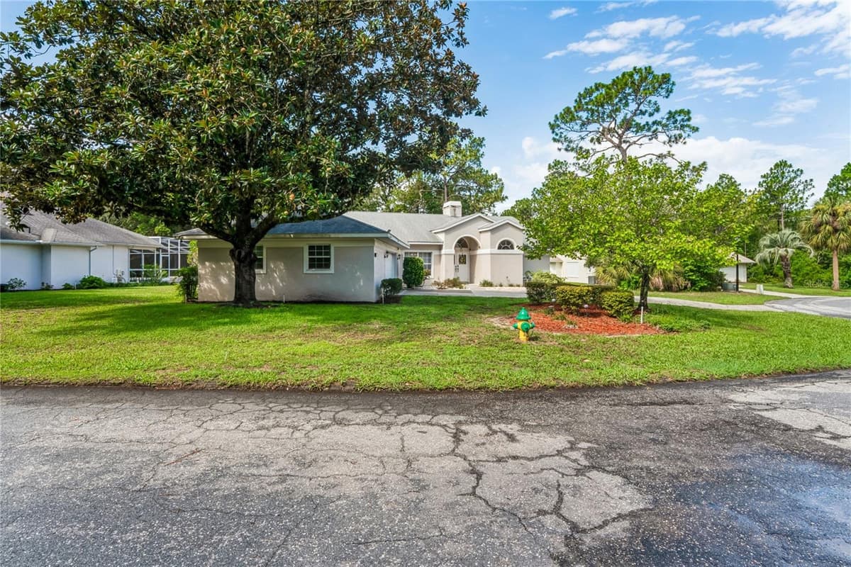 4 SPRUCE PINE COURT — photo 62 of 76