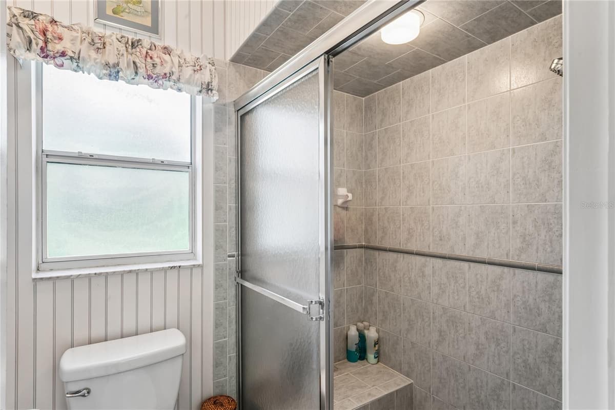 4 SPRUCE PINE COURT — photo 41 of 76