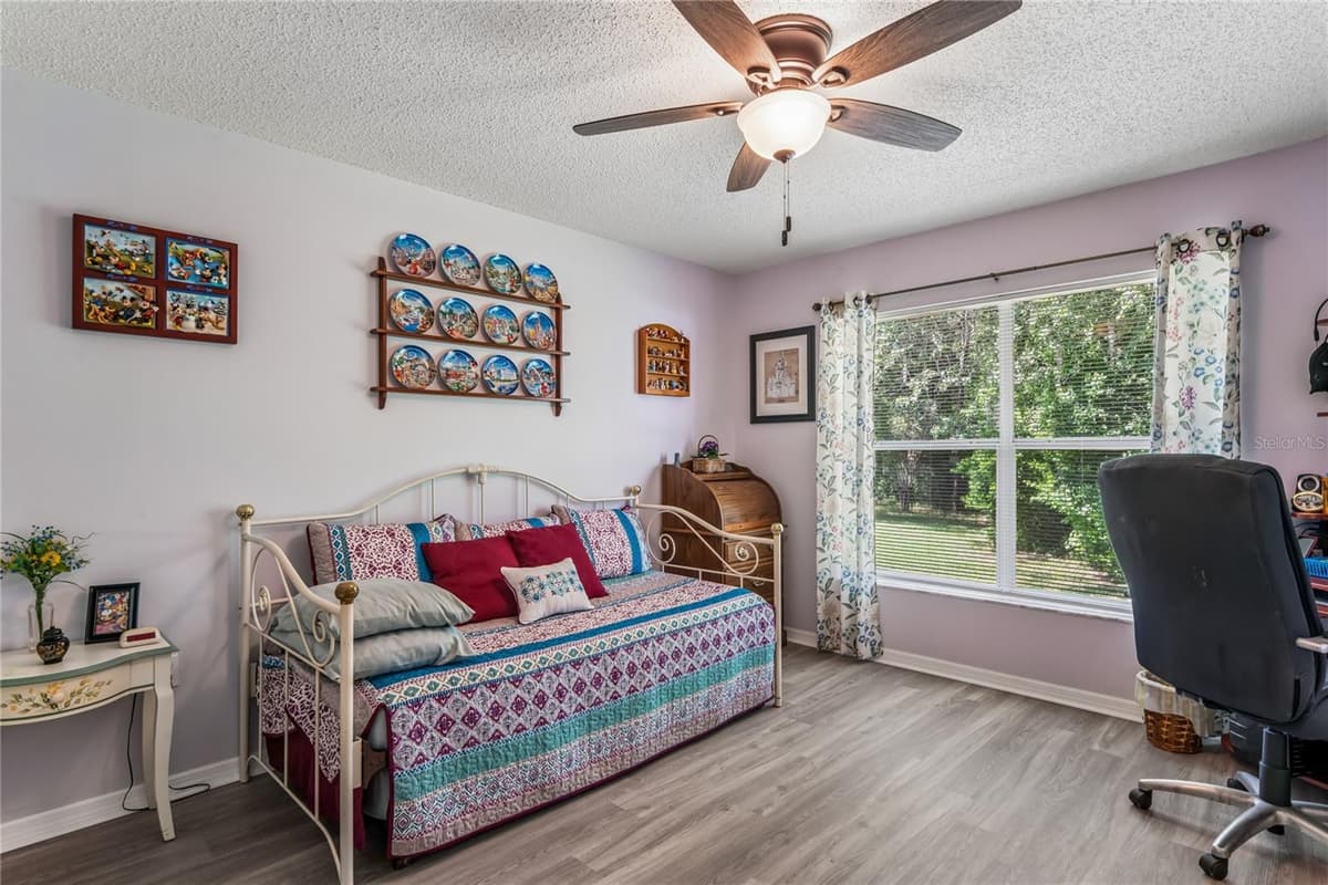 4 SPRUCE PINE COURT — photo 25 of 76