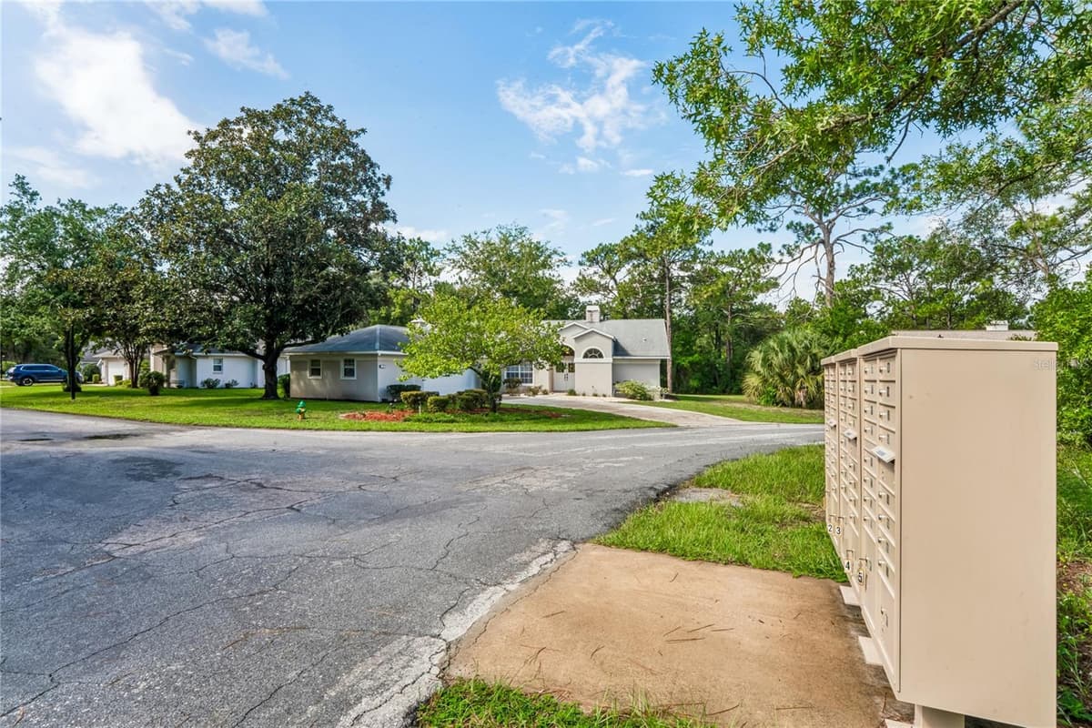 4 SPRUCE PINE COURT — photo 65 of 76