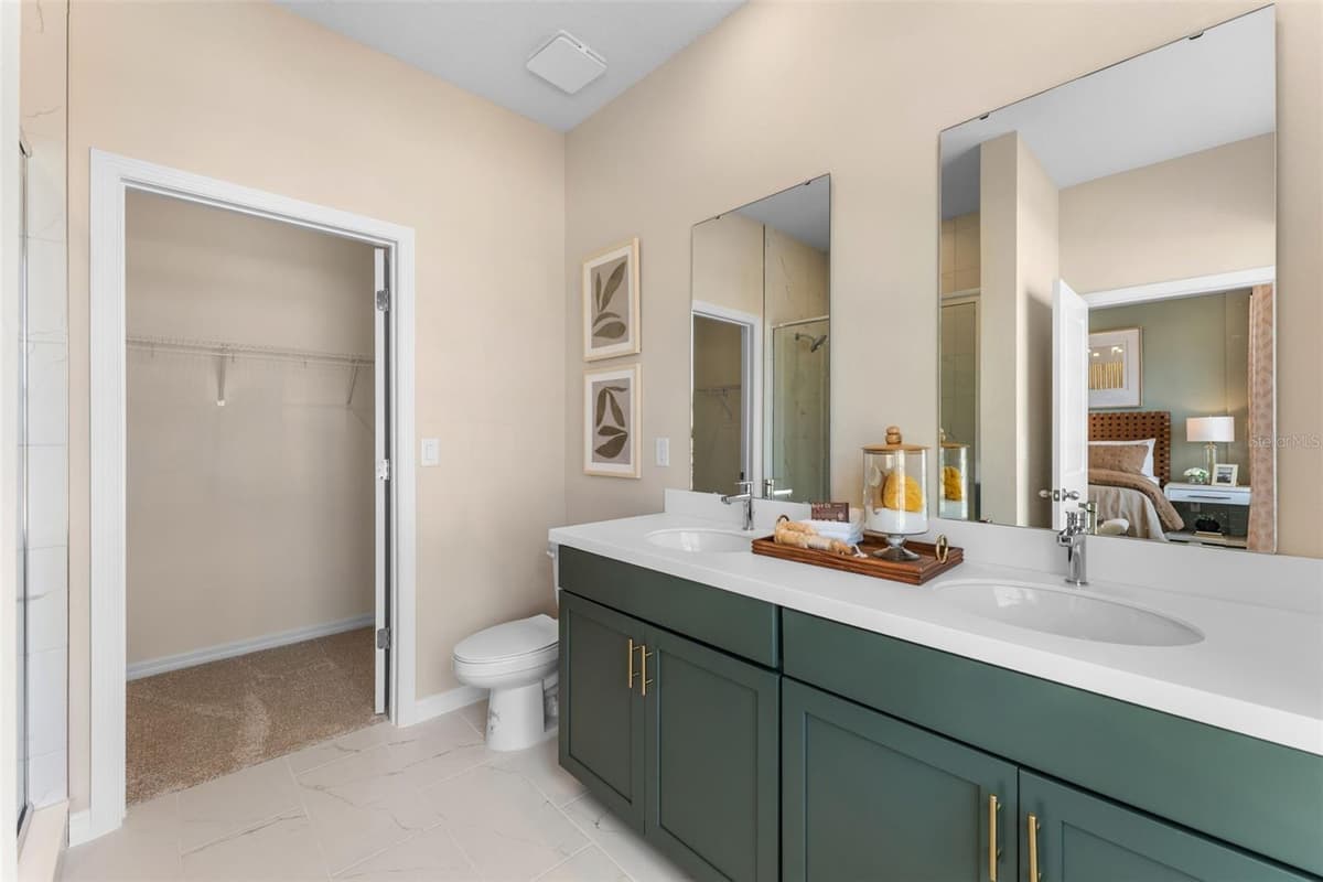 652 EMERALD GROVE DRIVE — photo 12 of 23