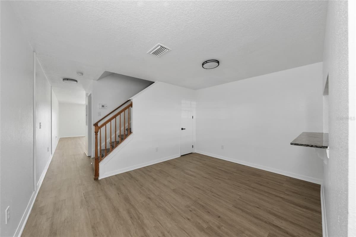 5359 RIVER ROCK ROAD — photo 11 of 35