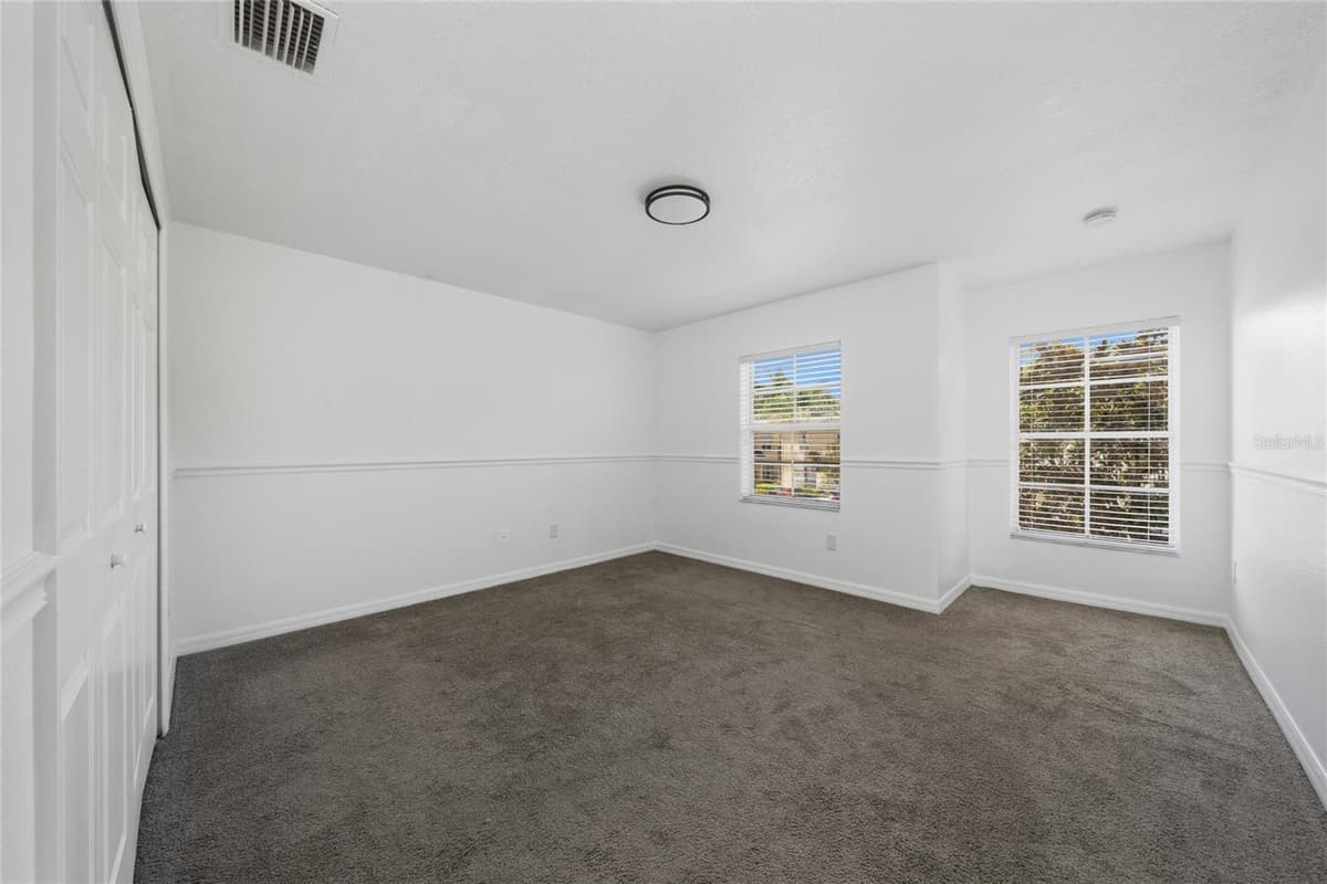 5359 RIVER ROCK ROAD — photo 18 of 35