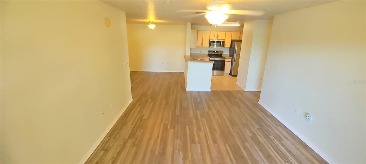 940 VILLAGE TRAIL — photo 8 of 60