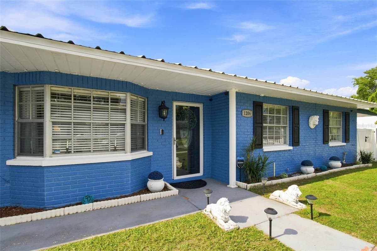 1206 TULIPWOOD DRIVE — photo 4 of 32