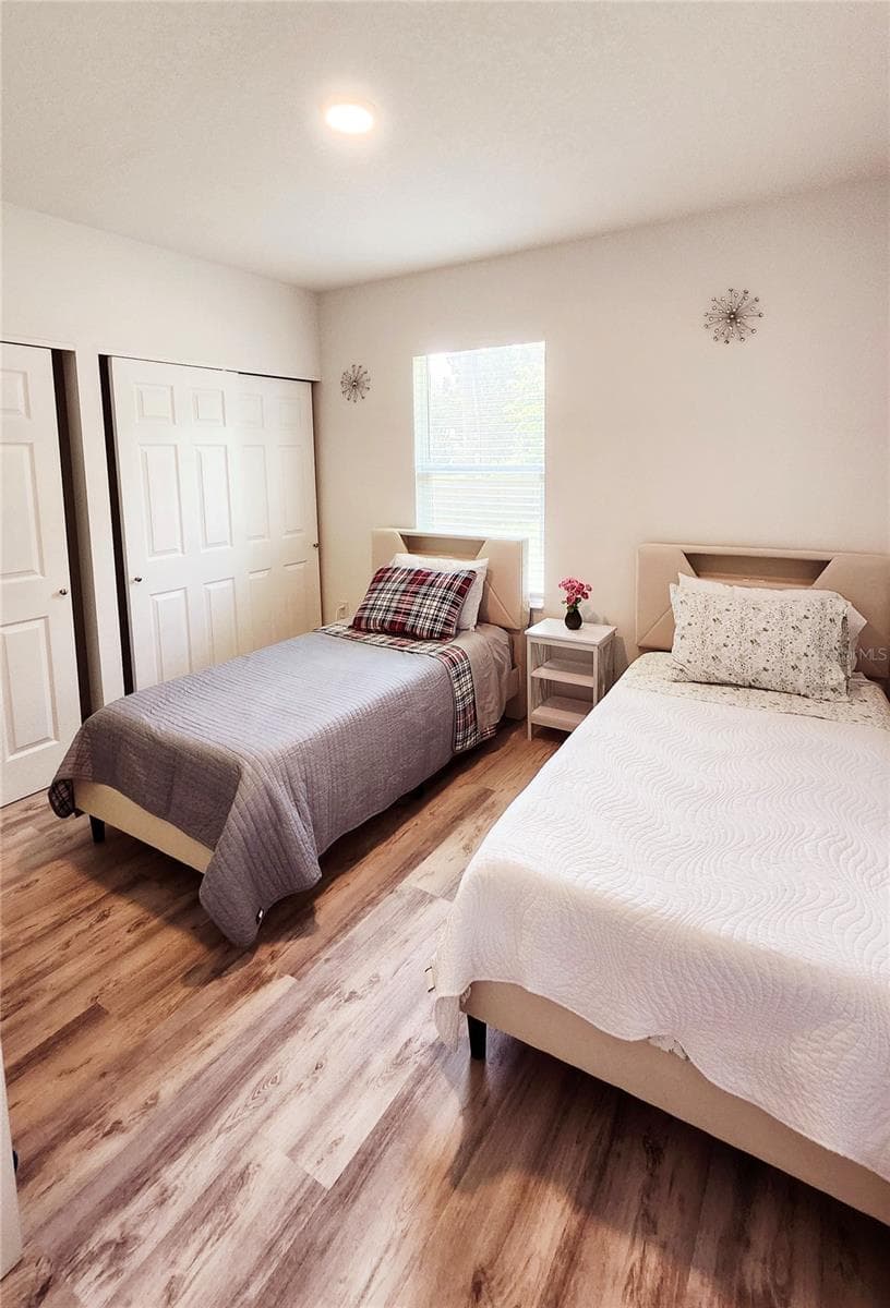 5714 OLIVE DRIVE — photo 11 of 14