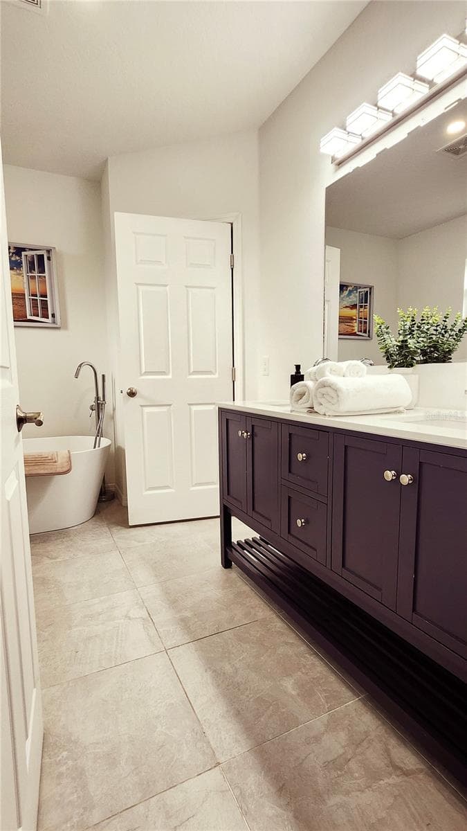 5714 OLIVE DRIVE — photo 10 of 14