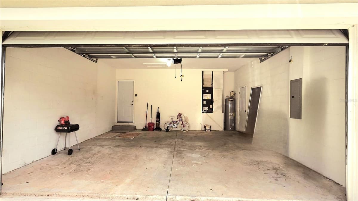 5714 OLIVE DRIVE — photo 13 of 14
