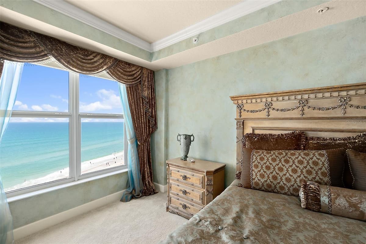 2403 ATLANTIC AVENUE — photo 36 of 74