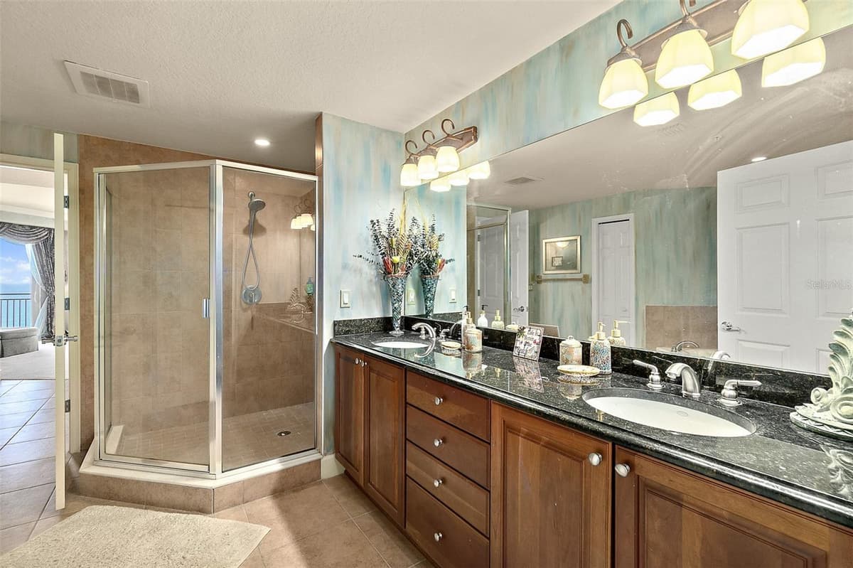 2403 ATLANTIC AVENUE — photo 47 of 74