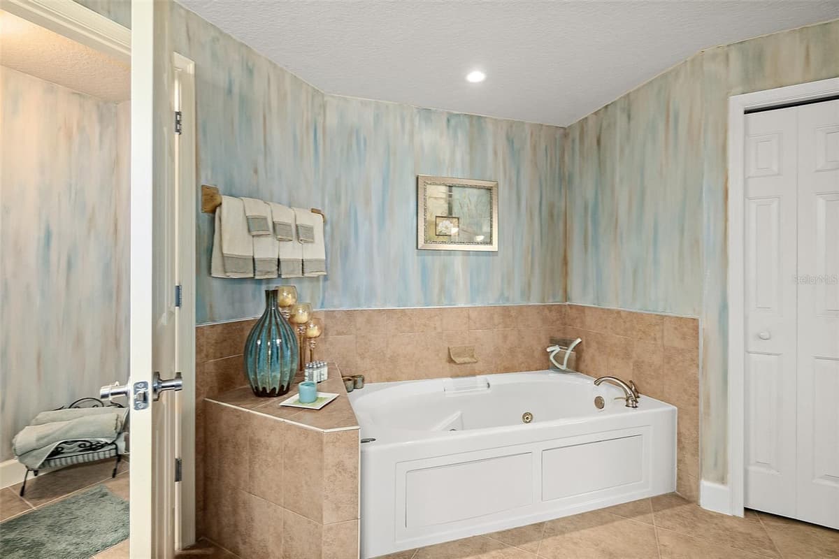 2403 ATLANTIC AVENUE — photo 43 of 74