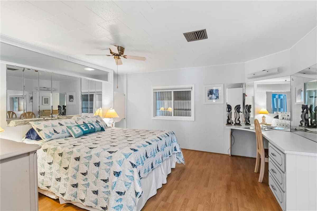 5510 DENMARK DRIVE — photo 18 of 32