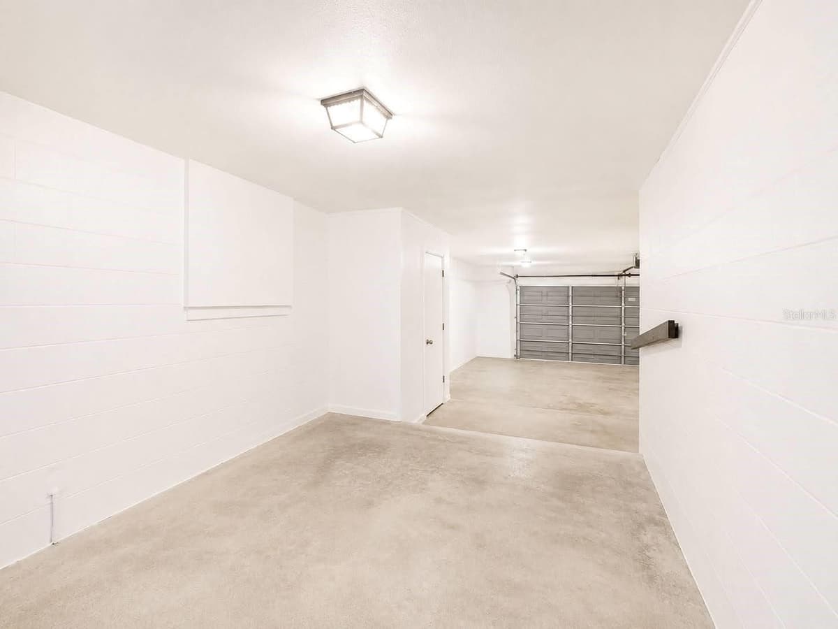 906 AVENUE M — photo 28 of 35