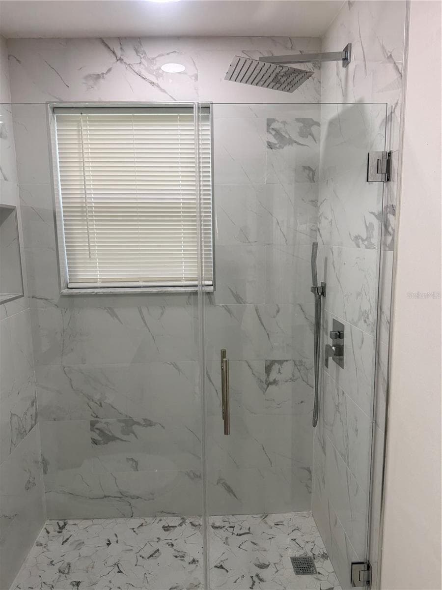 305 ANN STREET — photo 13 of 62