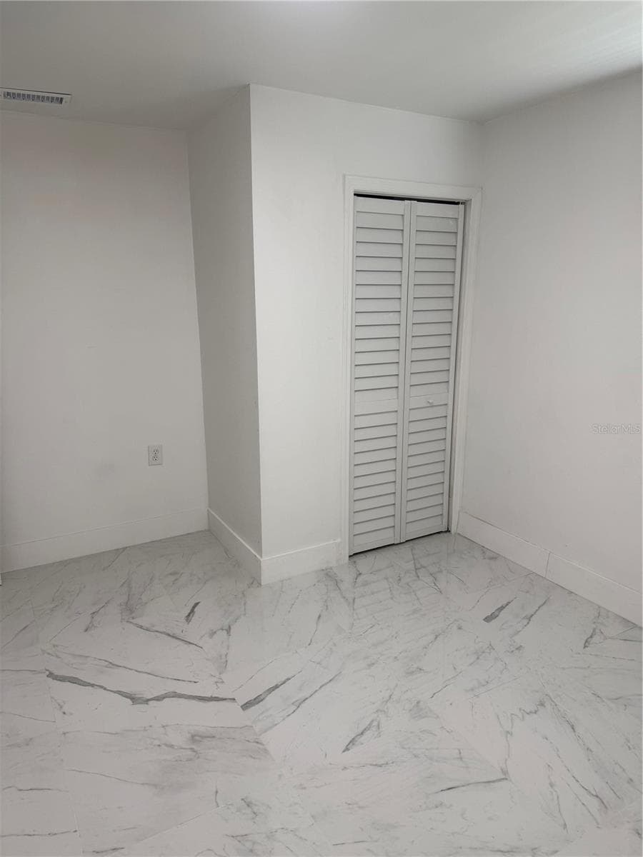 305 ANN STREET — photo 19 of 62