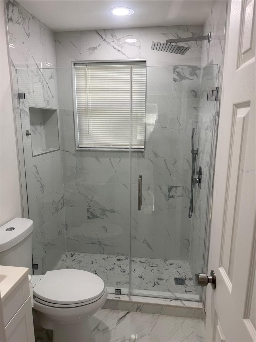305 ANN STREET — photo 11 of 62