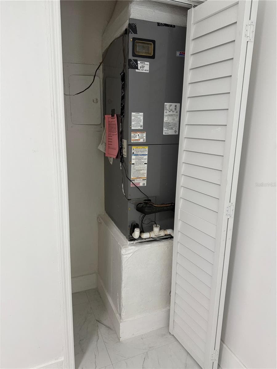 305 ANN STREET — photo 20 of 62