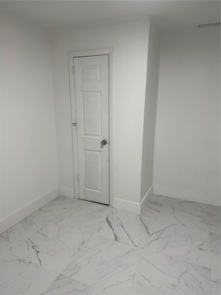305 ANN STREET — photo 24 of 62