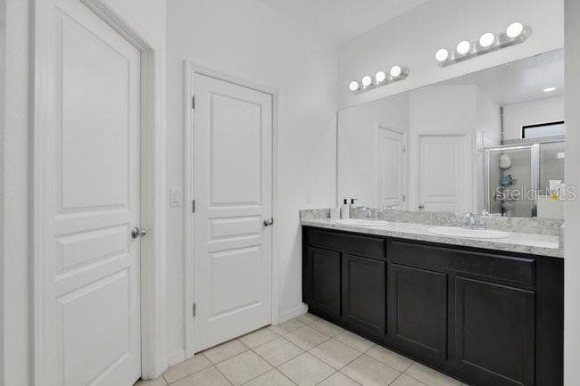 9248 CHANDLER DRIVE — photo 13 of 34