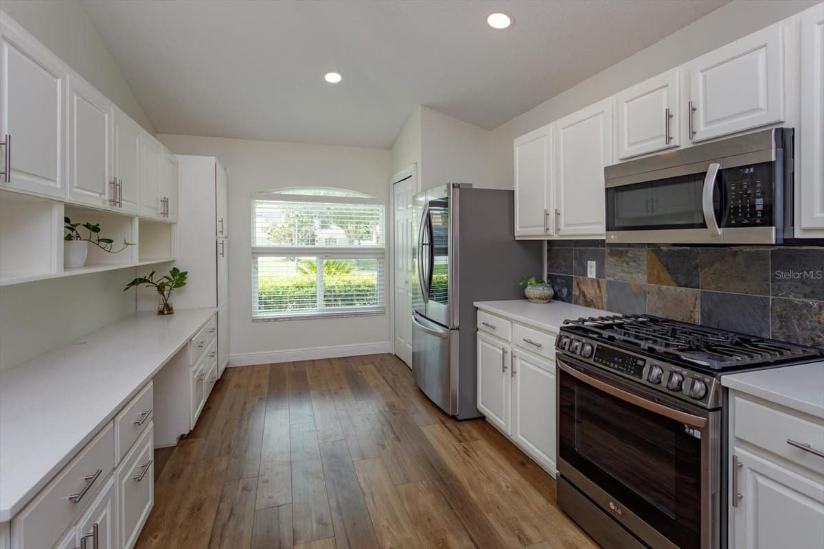 606 BUCKHAVEN LOOP — photo 11 of 34