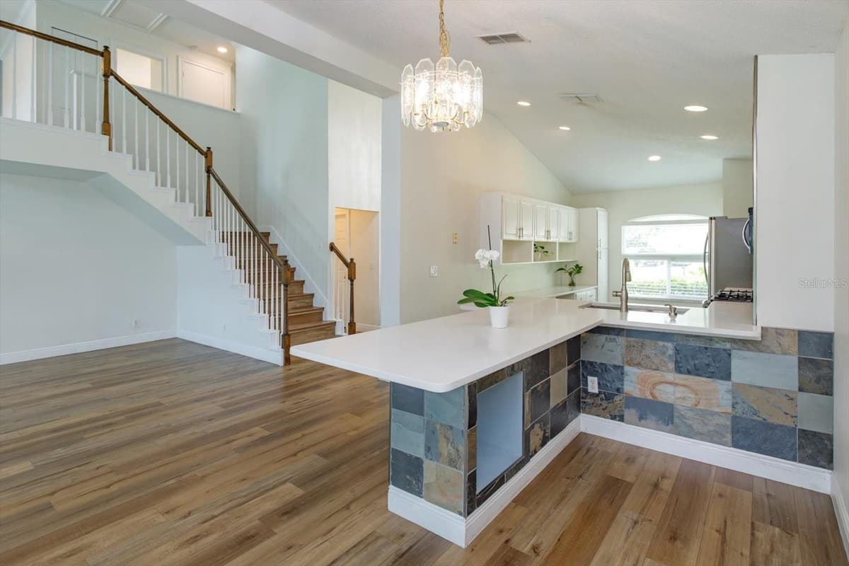 606 BUCKHAVEN LOOP — photo 10 of 34