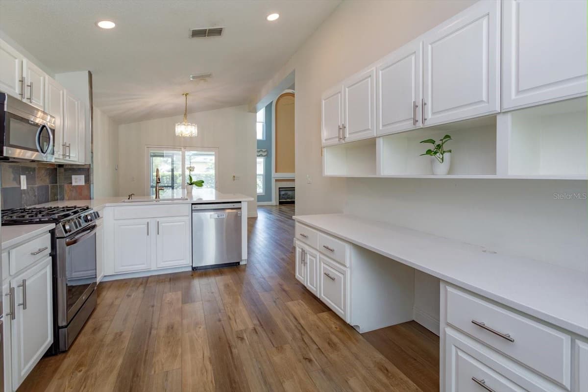 606 BUCKHAVEN LOOP — photo 13 of 34
