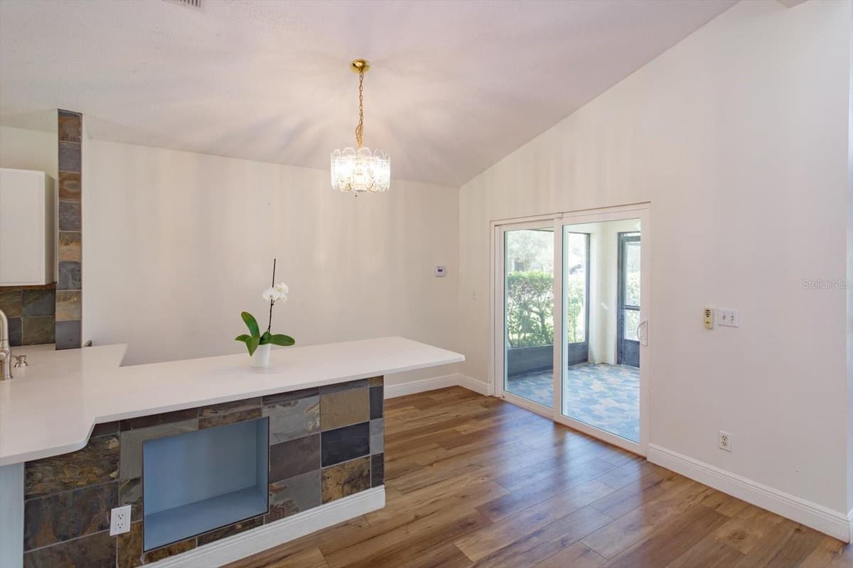 606 BUCKHAVEN LOOP — photo 9 of 34