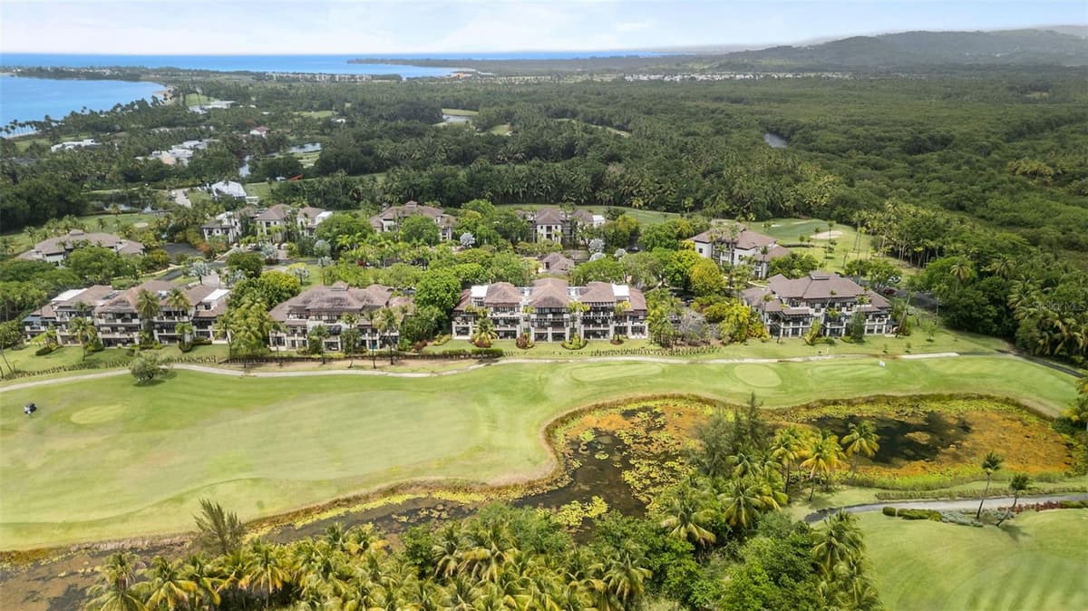 8164 LAS VERANDAS AT BAHIA BEACH RESORT — photo 5 of 35