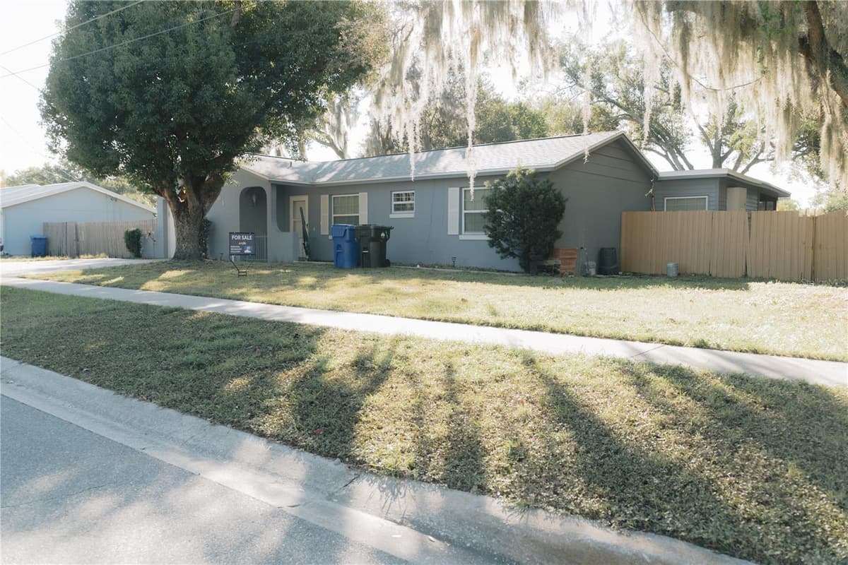 503 APRICOT DRIVE — photo 3 of 21