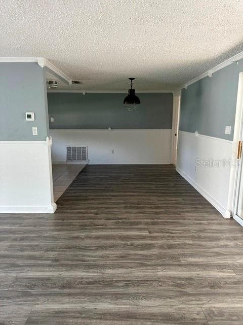10840 NORWOOD AVENUE — photo 4 of 11