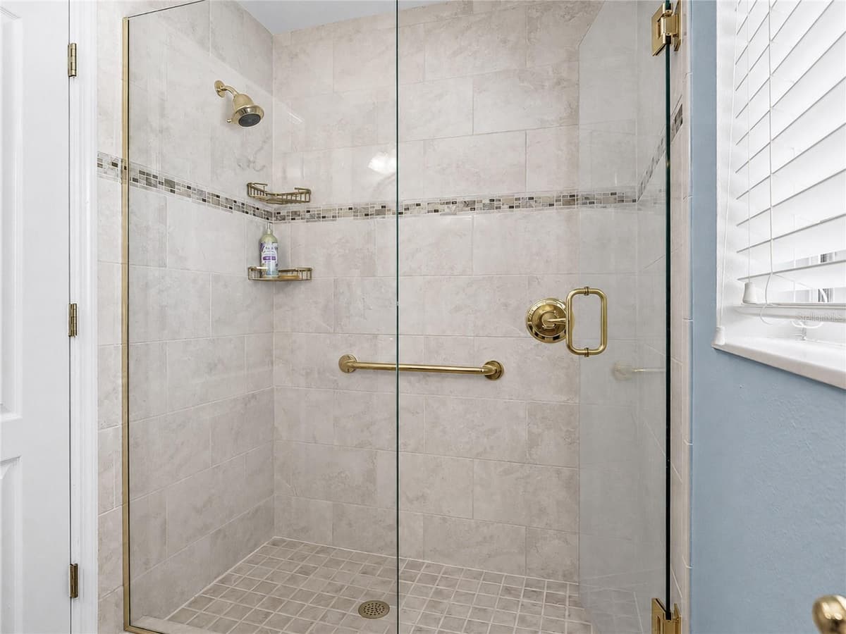 3101 ARCHER AVENUE — photo 30 of 31