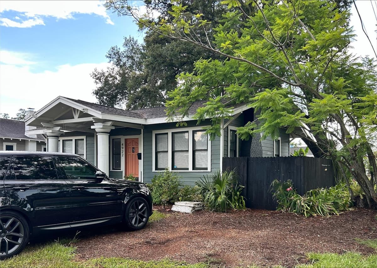 4922 SUWANEE AVENUE — photo 3 of 15