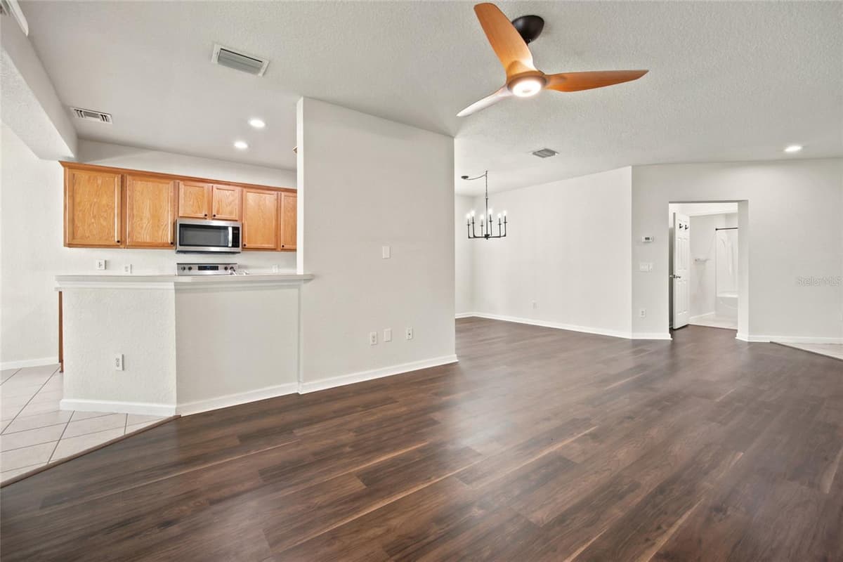 4550 52ND CIRCLE — photo 14 of 61