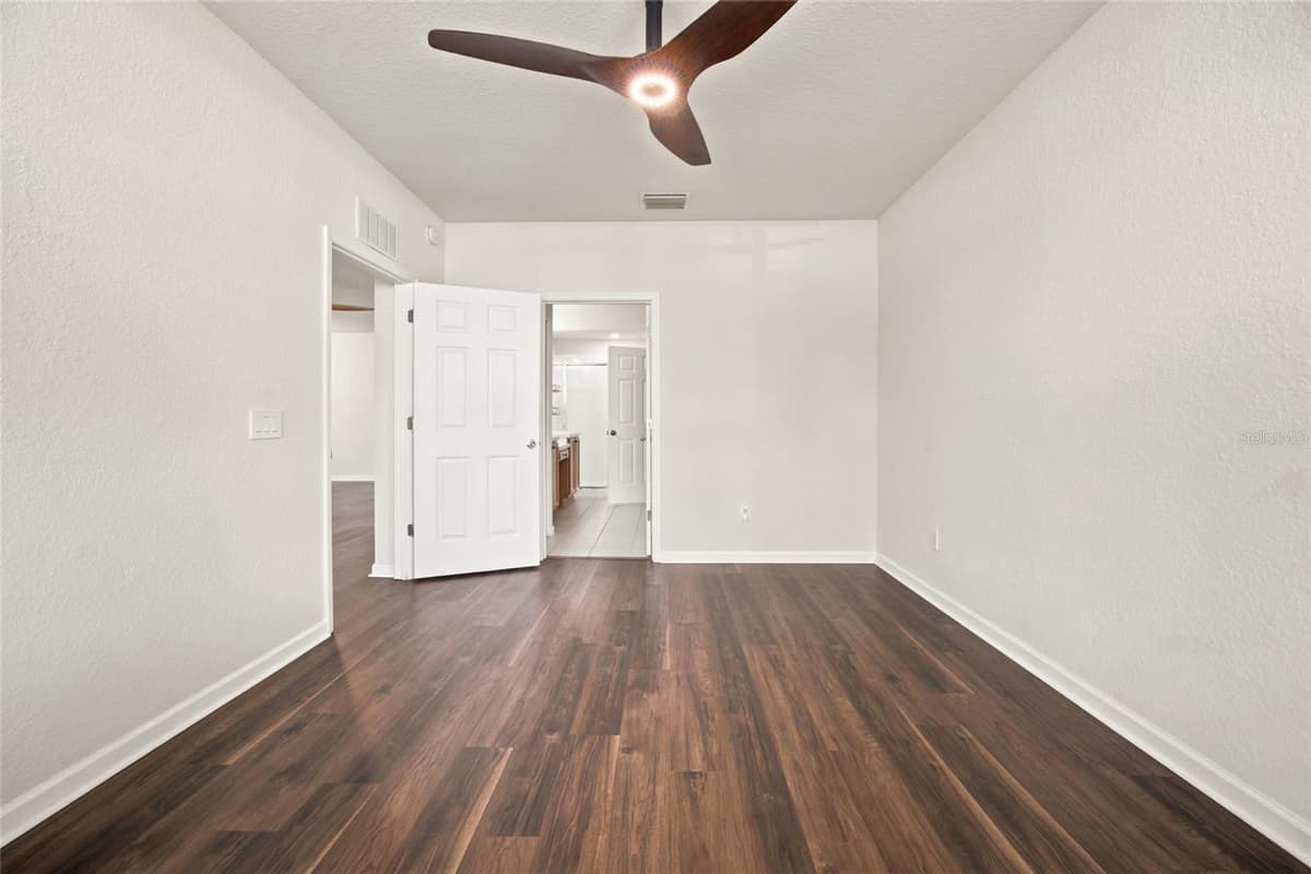 4550 52ND CIRCLE — photo 30 of 61