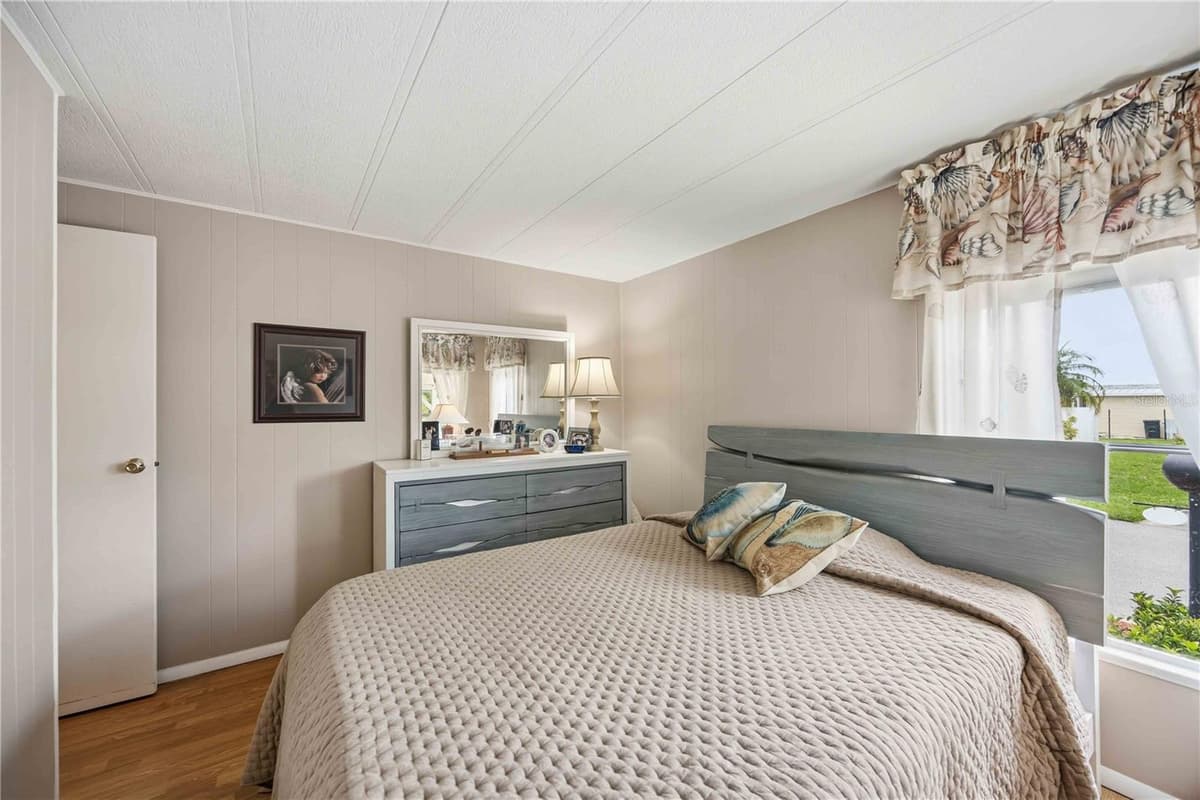162 BERMUDA WAY — photo 28 of 53