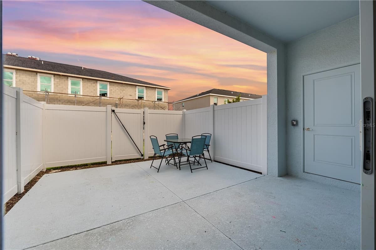 14867 WHITE PEARL ROAD — photo 3 of 69