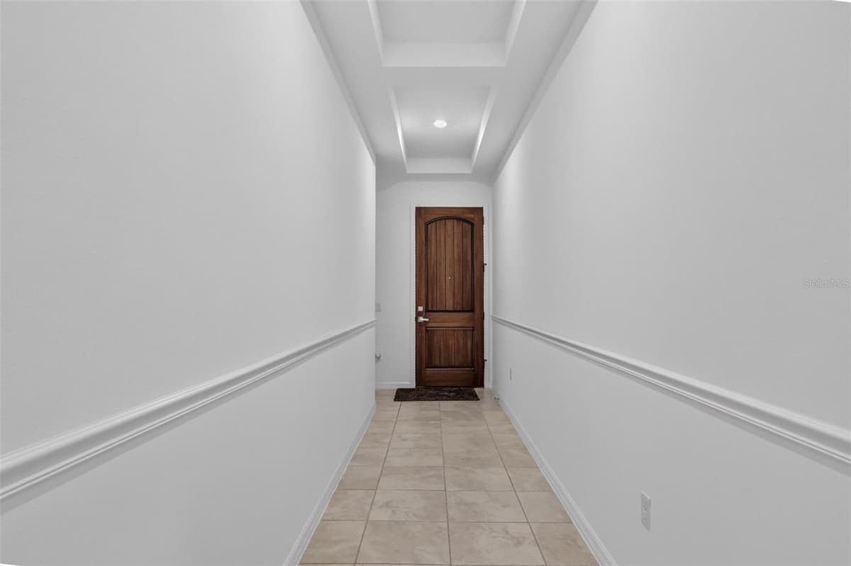 14681 SETON CREEK BOULEVARD — photo 5 of 48