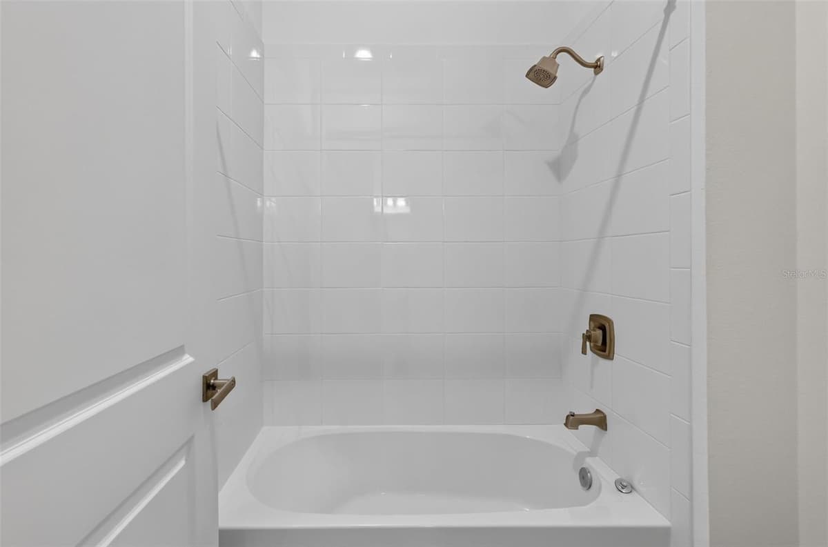 14681 SETON CREEK BOULEVARD — photo 24 of 48