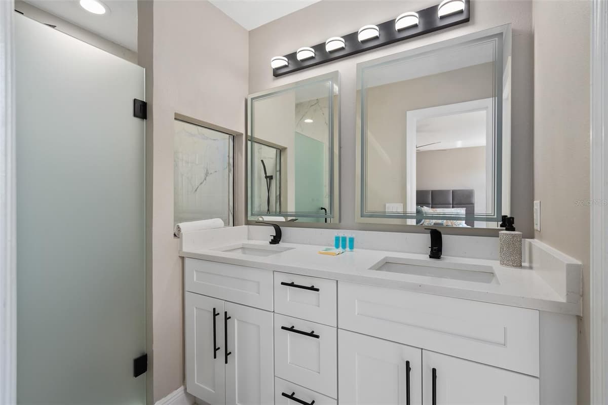 1204 S BEACH CIR — photo 19 of 27